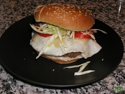 Hamburgerul cu caşcaval şi ou