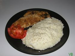Chicken in Crunchy Crust with mashed potatoes